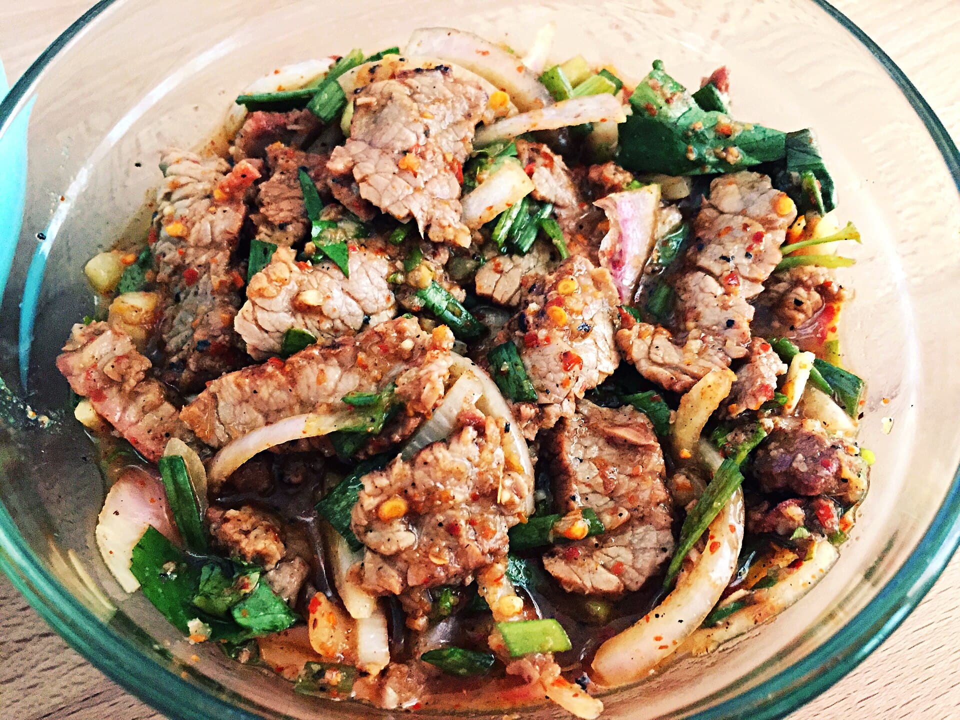 瀑布牛肉沙拉 Nam Tok Neua 真实成品图