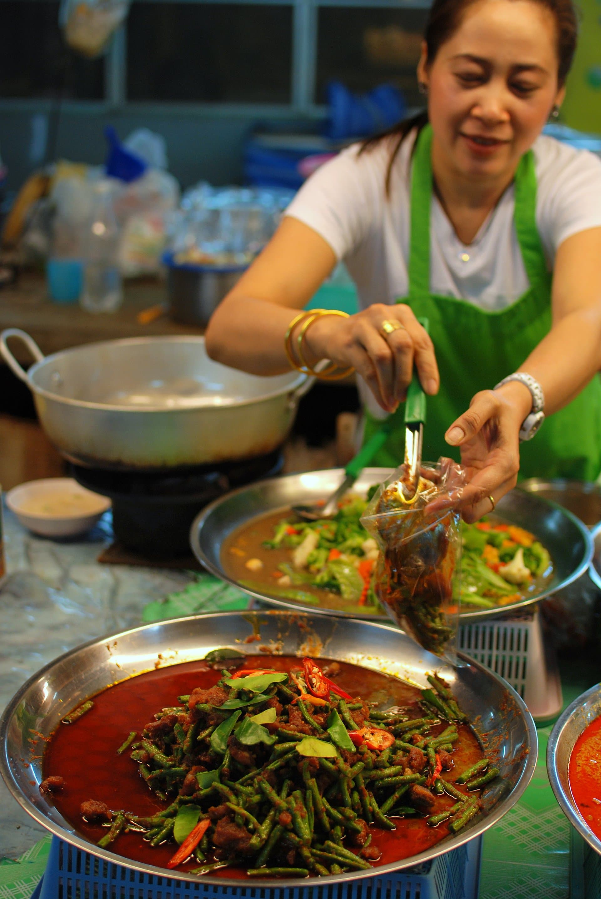 辣咖喱炒猪肉 Pad Prik King Moo 真实成品图