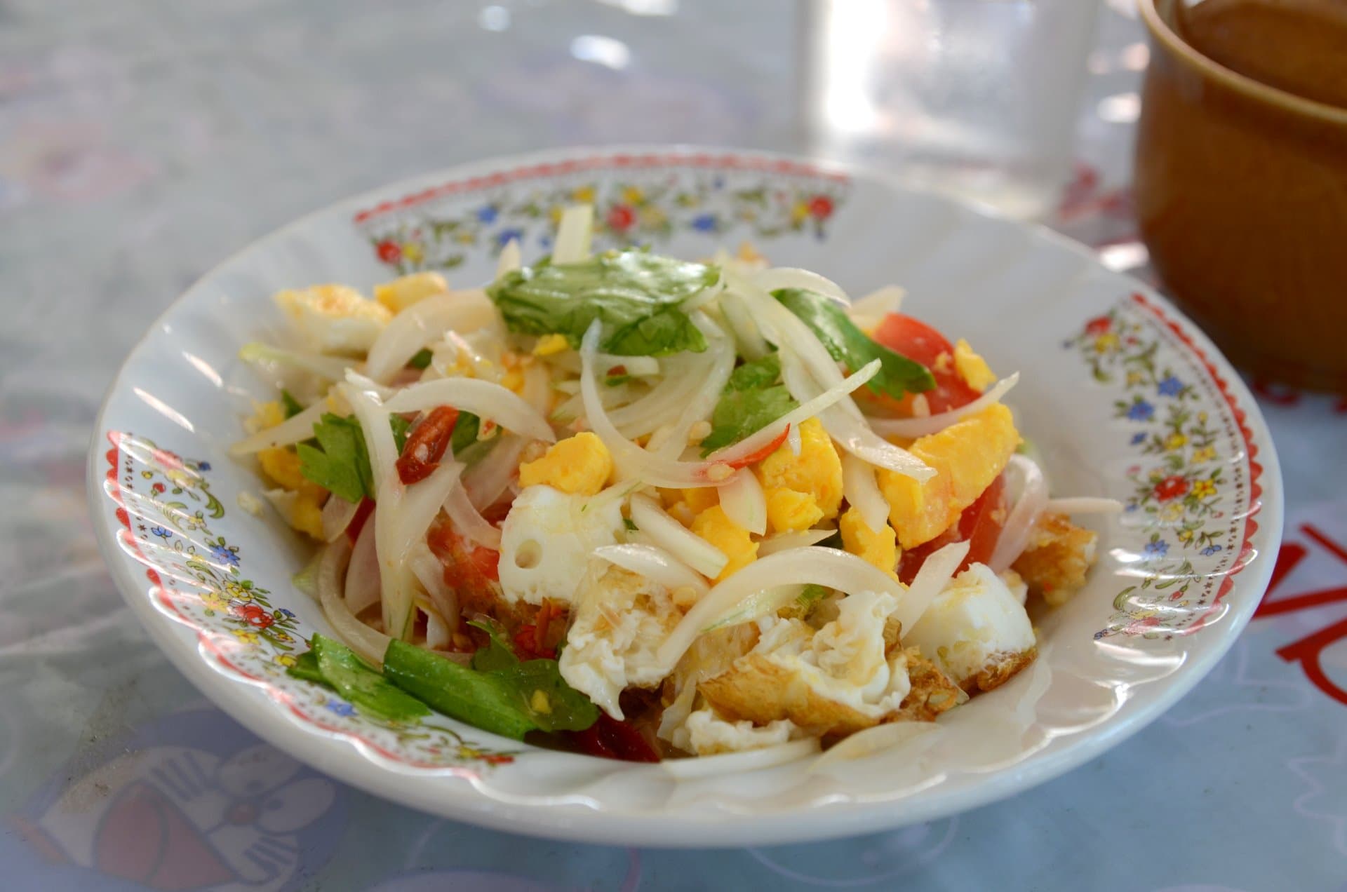 煎蛋酸辣沙拉 Yam Kai Dao 真实成品图